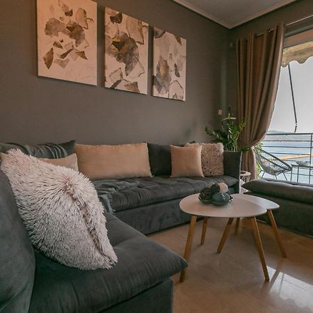 Seafront Kalamata Haven - Blue Luxury Suite Esterno foto