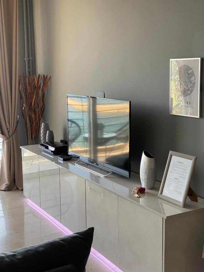 Seafront Kalamata Haven - Blue Luxury Suite Esterno foto
